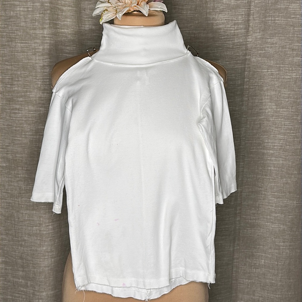 Free People Children’s White Turtle Neck 3/4 Sleeve Shirt szXS